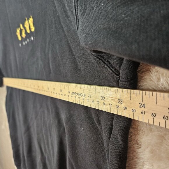 Y2K Pikachu Pika Pika Embroidered Sweatshirt Pokemon Long Sleeve Unisex Size XL - Picture 3 of 10